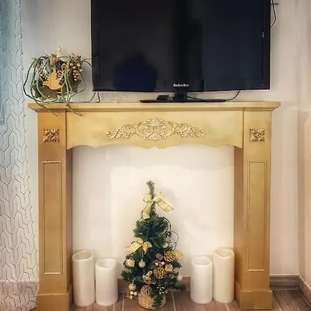 Lux Le Marquis Apartment